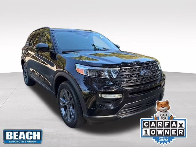 2023 Black Metallic Ford Explorer XLT 4X4 SUV