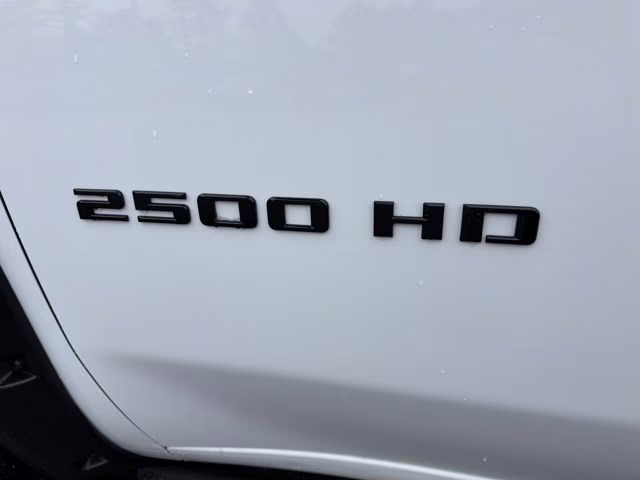 2020 Summit White Chevrolet Silverado 2500HD Custom 4X4 Truck