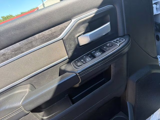 2024 Bright White Clearcoat Ram 2500 Big Horn 4X4 Truck