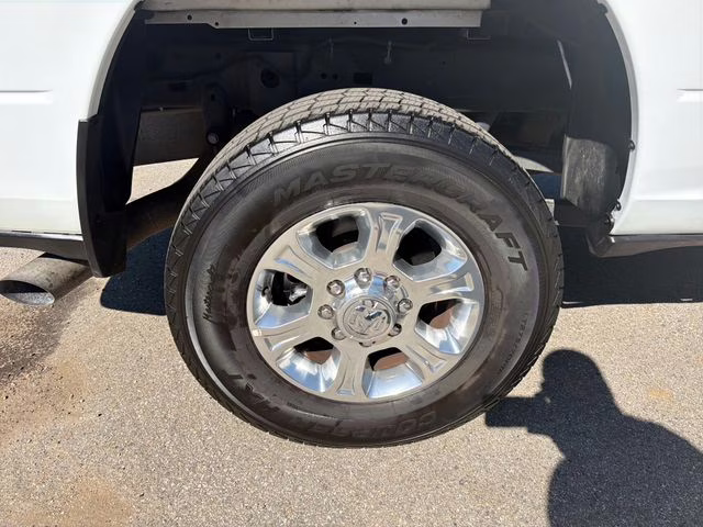 2024 Bright White Clearcoat Ram 2500 Big Horn 4X4 Truck