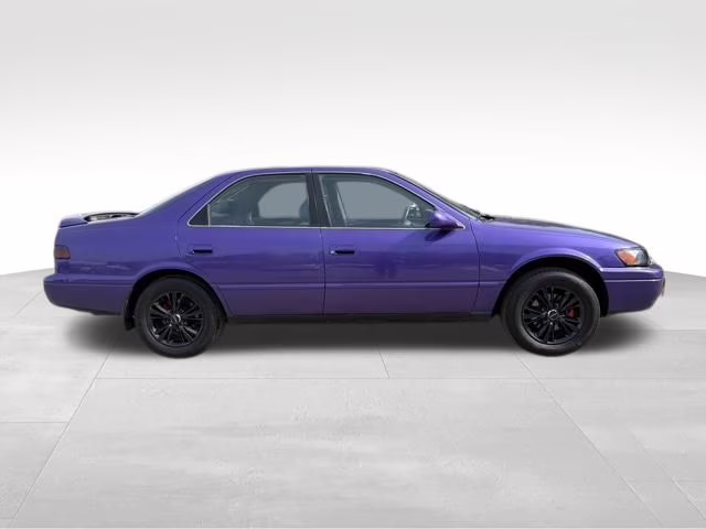 1997 Purple Toyota Camry XLE FWD Sedan