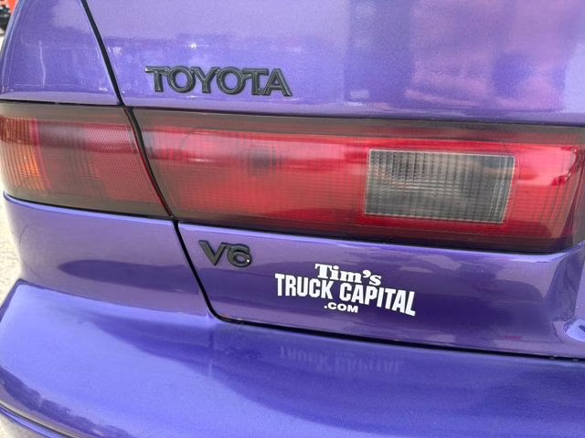 1997 Purple Toyota Camry XLE FWD Sedan