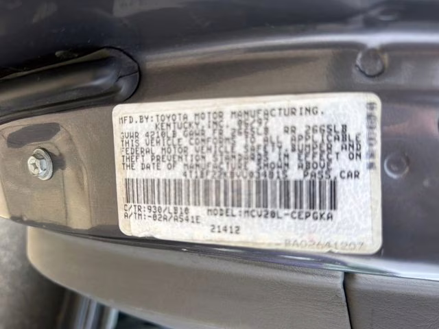 1997 Purple Toyota Camry XLE FWD Sedan