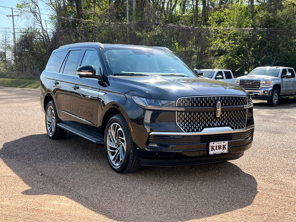2026 Infinite Black Metallic Clearcoat Lincoln Navigator Premiere 4X4 SUV