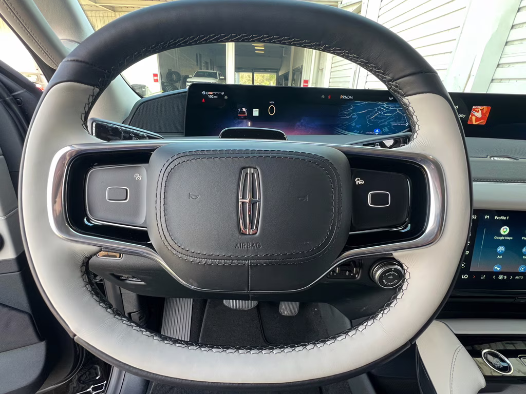2026 Infinite Black Metallic Clearcoat Lincoln Navigator Premiere 4X4 SUV