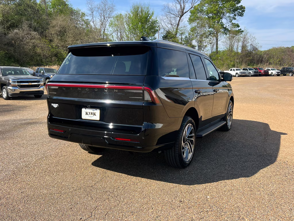 2026 Infinite Black Metallic Clearcoat Lincoln Navigator Premiere 4X4 SUV