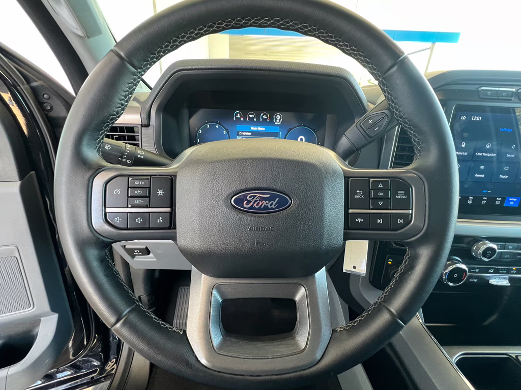 2024 Agate Black Metallic Ford F-150 XLT 4X4 Truck