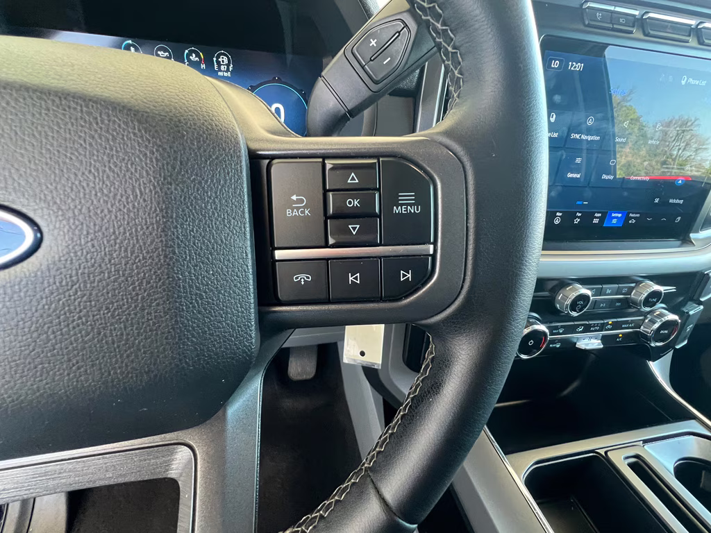 2024 Agate Black Metallic Ford F-150 XLT 4X4 Truck