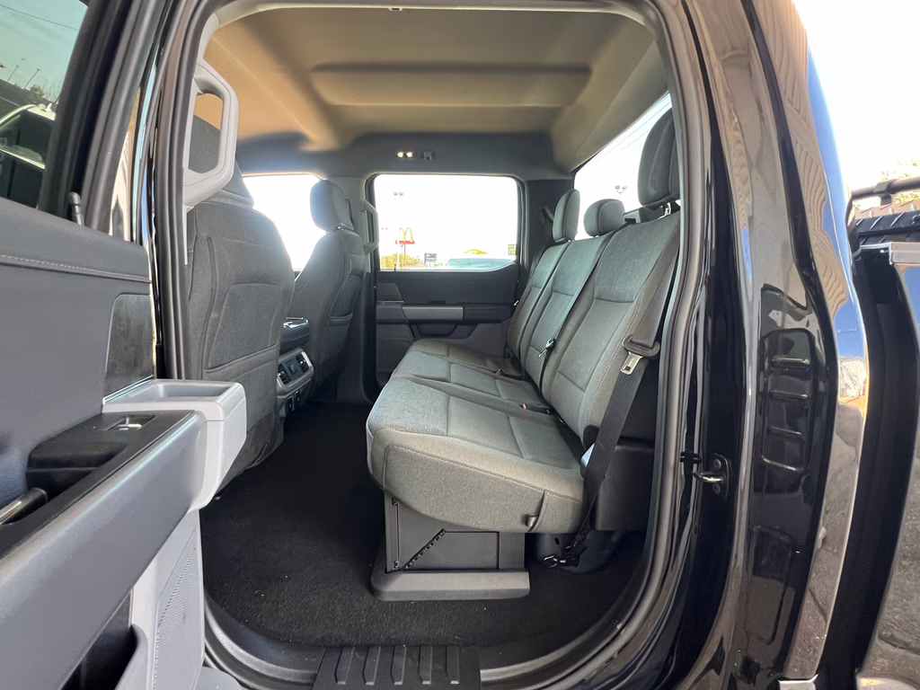 2024 Agate Black Metallic Ford F-150 XLT 4X4 Truck