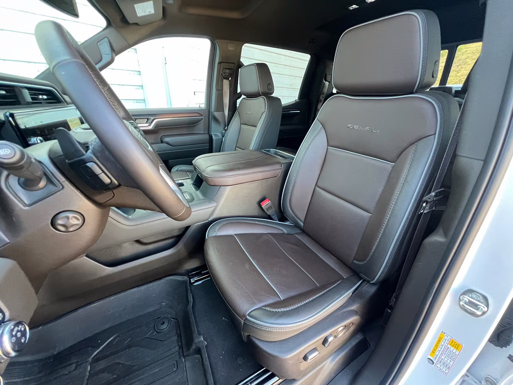 2024 White Frost Tricoat GMC Sierra Denali 4X4 Truck