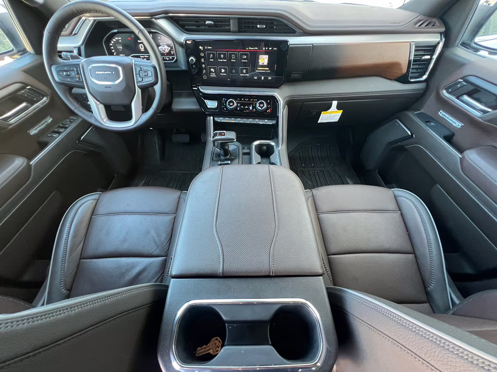 2024 White Frost Tricoat GMC Sierra Denali 4X4 Truck
