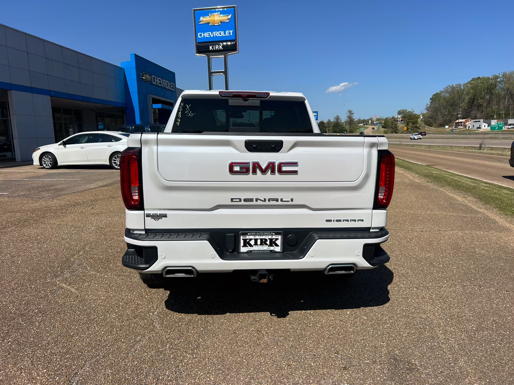 2024 White Frost Tricoat GMC Sierra Denali 4X4 Truck