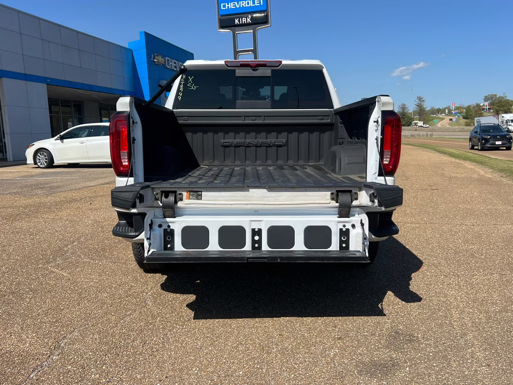 2024 White Frost Tricoat GMC Sierra Denali 4X4 Truck