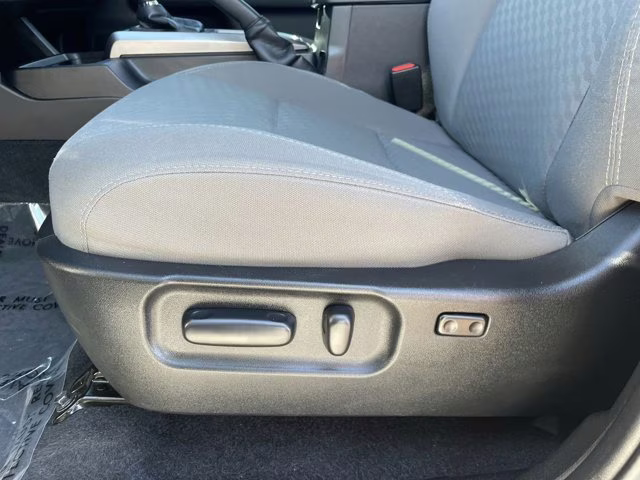 2021 Super White Toyota Tacoma 2WD SR5 RWD Truck