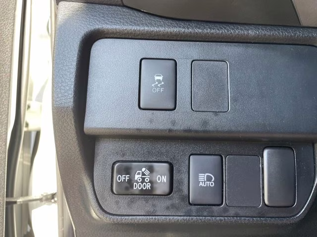 2021 Super White Toyota Tacoma 2WD SR5 RWD Truck