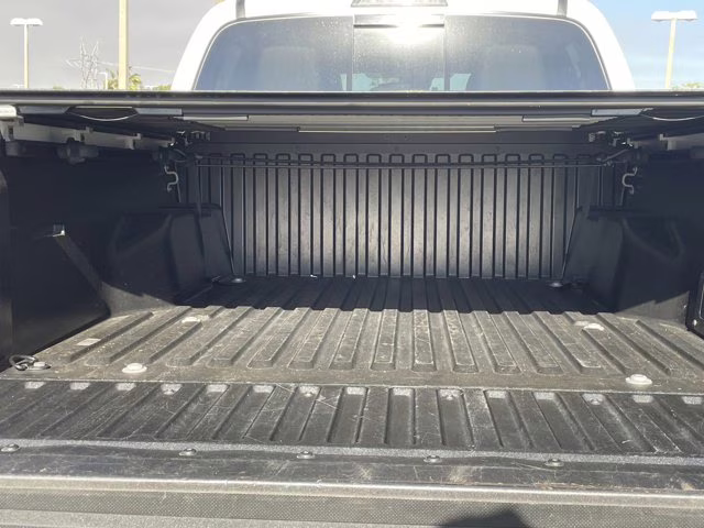 2021 Super White Toyota Tacoma 2WD SR5 RWD Truck