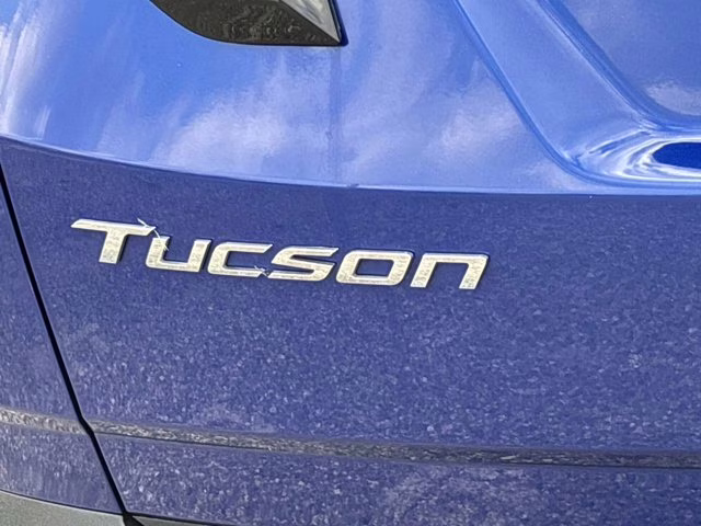 2023 Intense Blue Hyundai Tucson Limited FWD SUV