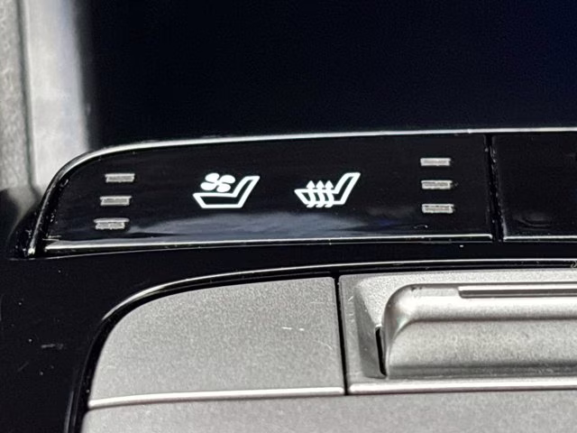 2023 Intense Blue Hyundai Tucson Limited FWD SUV