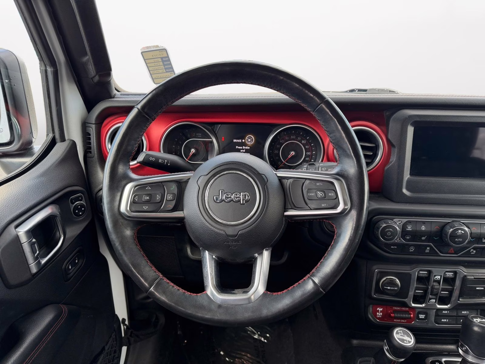 2018 Bright White Clearcoat Jeep Wrangler Unlimited Rubicon 4X4 SUV