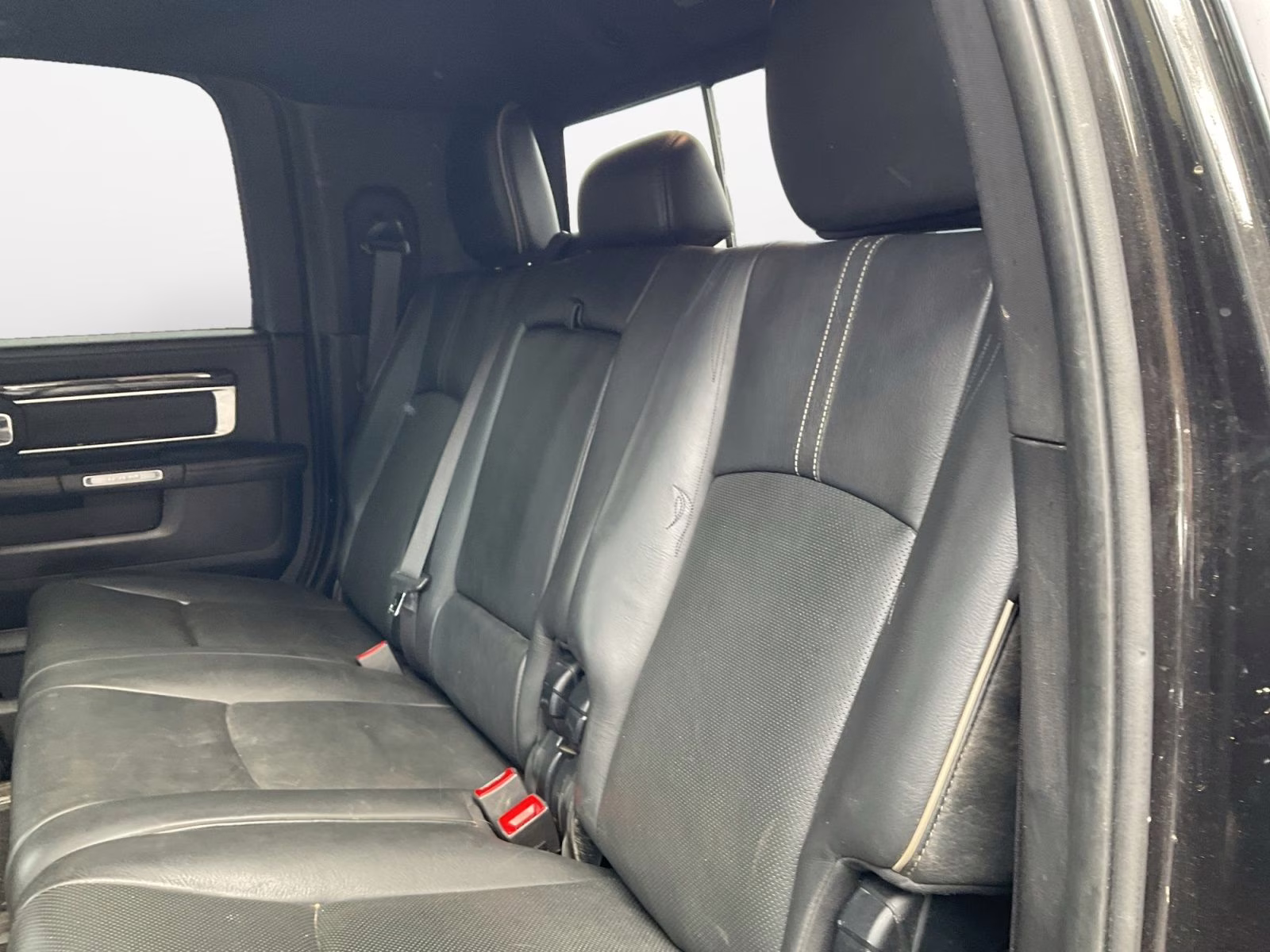 2016 Brilliant Black Crystal Pearlcoat Ram 2500 Laramie Longhorn 4X4 Truck