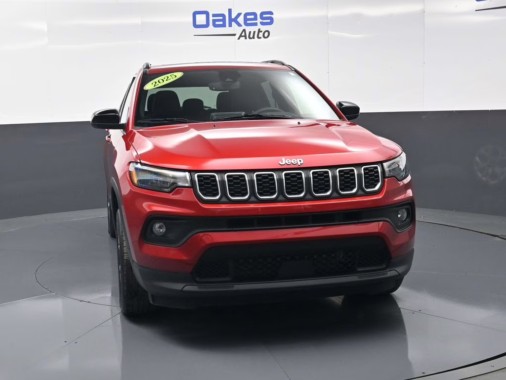 2025 Red Hot Pearlcoat Jeep Compass Latitude 4X4 SUV