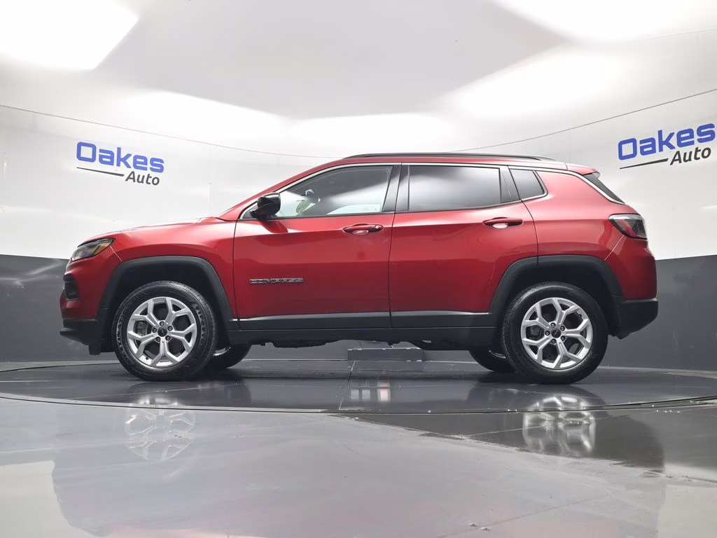2025 Red Hot Pearlcoat Jeep Compass Latitude 4X4 SUV