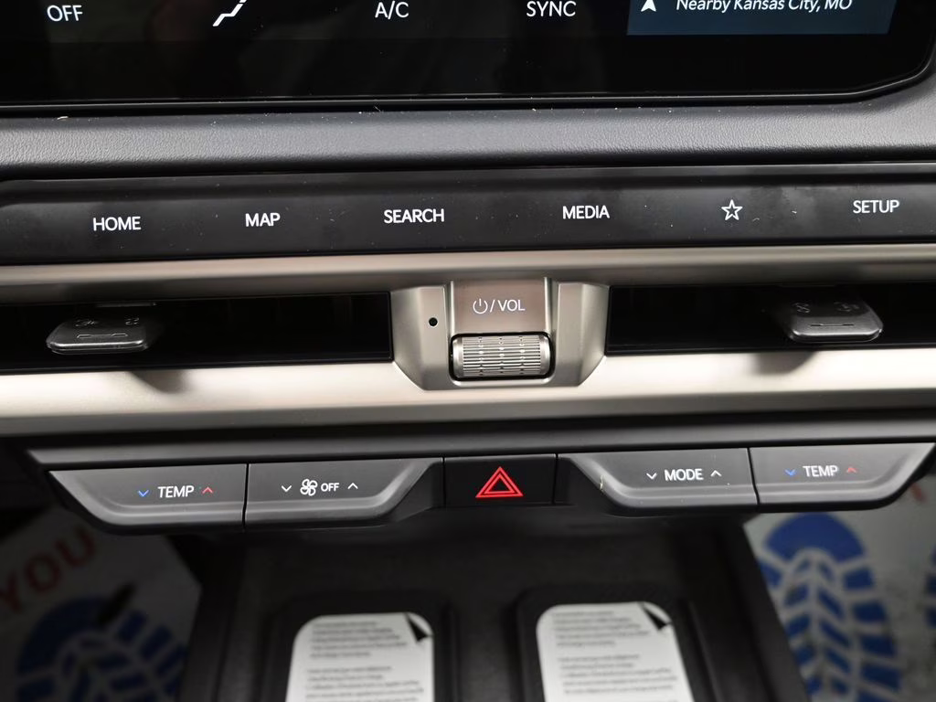 2027 Glacial White Pearl Kia Telluride S AWD SUV