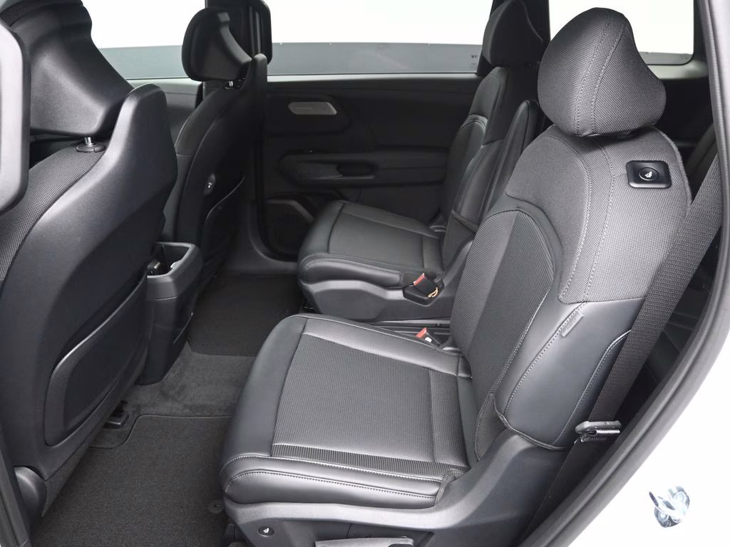 2027 Glacial White Pearl Kia Telluride S AWD SUV