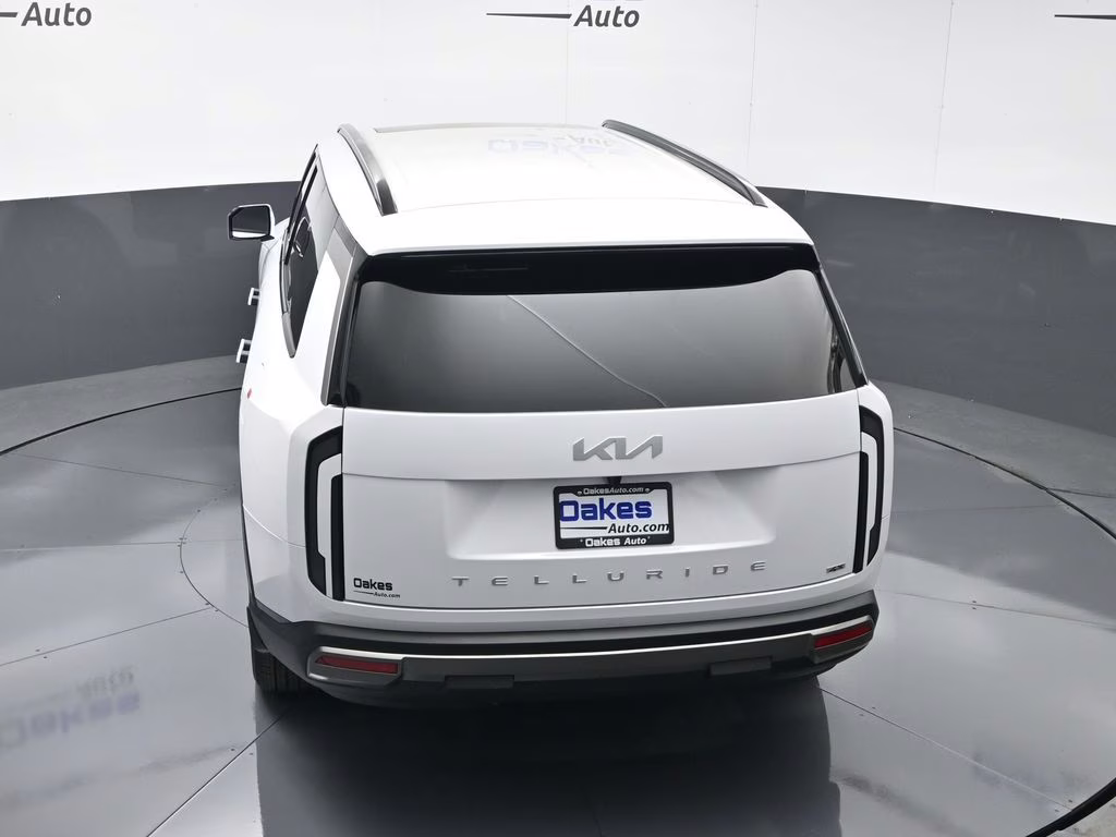 2027 Glacial White Pearl Kia Telluride S AWD SUV