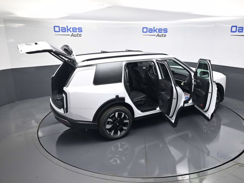 2027 Glacial White Pearl Kia Telluride S AWD SUV