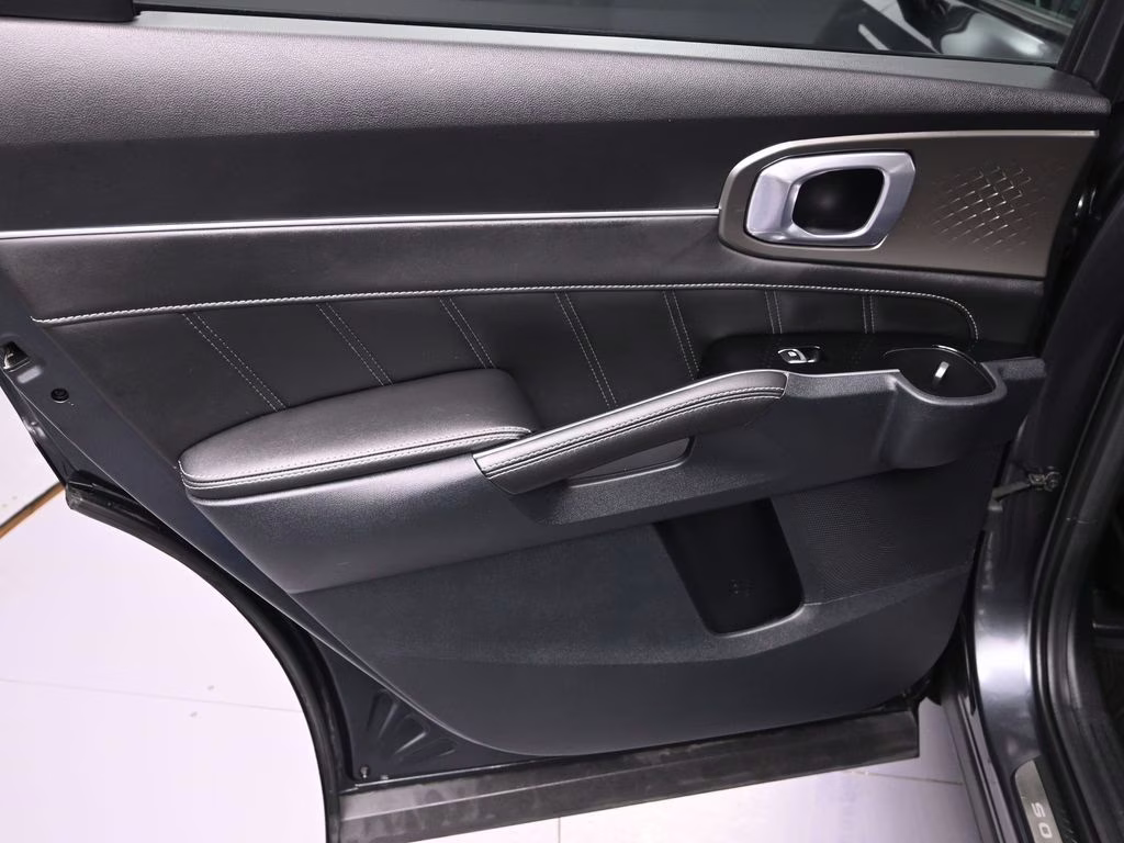 2023 Gravity Gray Kia Sorento SX FWD SUV