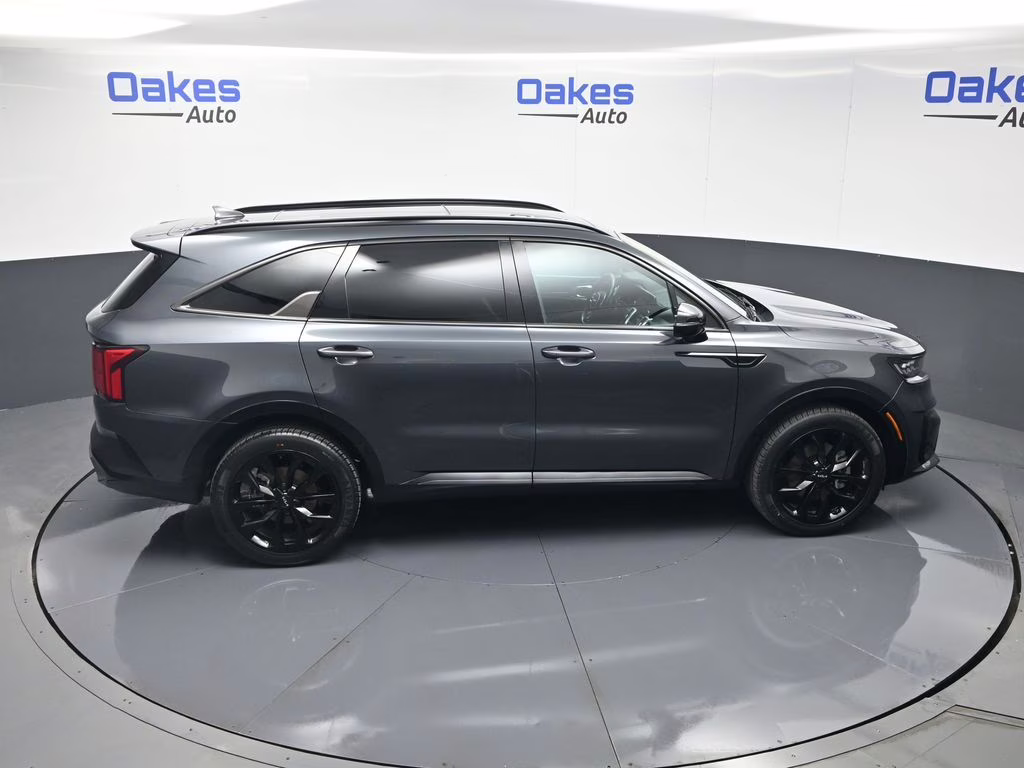 2023 Gravity Gray Kia Sorento SX FWD SUV