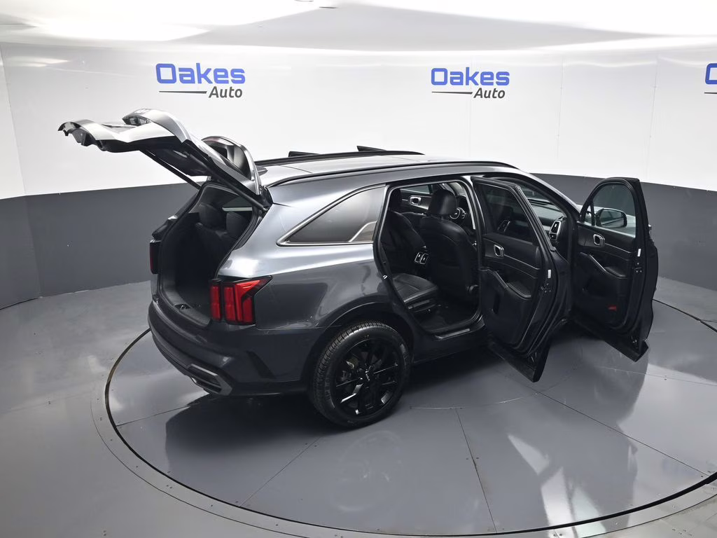 2023 Gravity Gray Kia Sorento SX FWD SUV