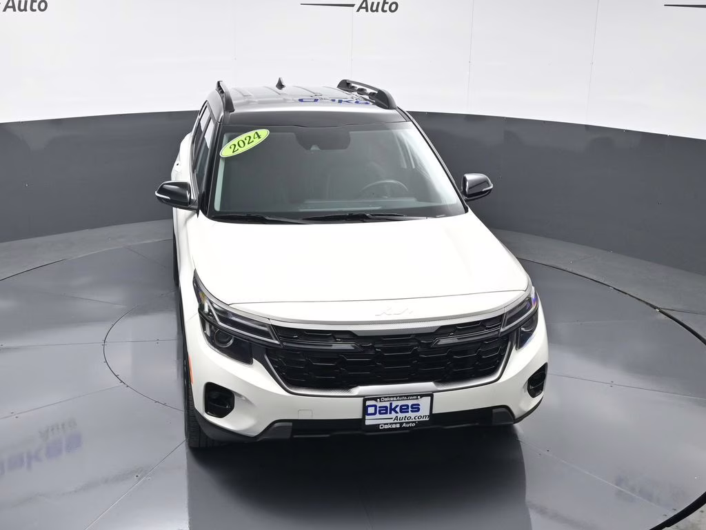 2024 Clear White/Black Roof Kia Seltos X-Line AWD SUV