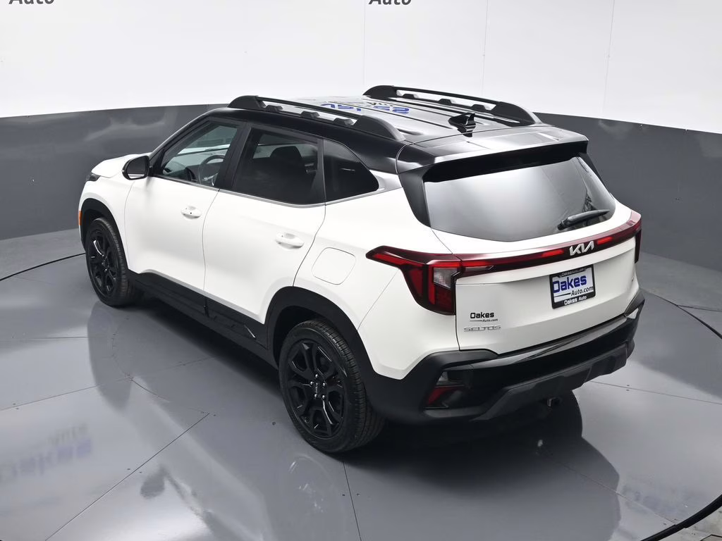 2024 Clear White/Black Roof Kia Seltos X-Line AWD SUV