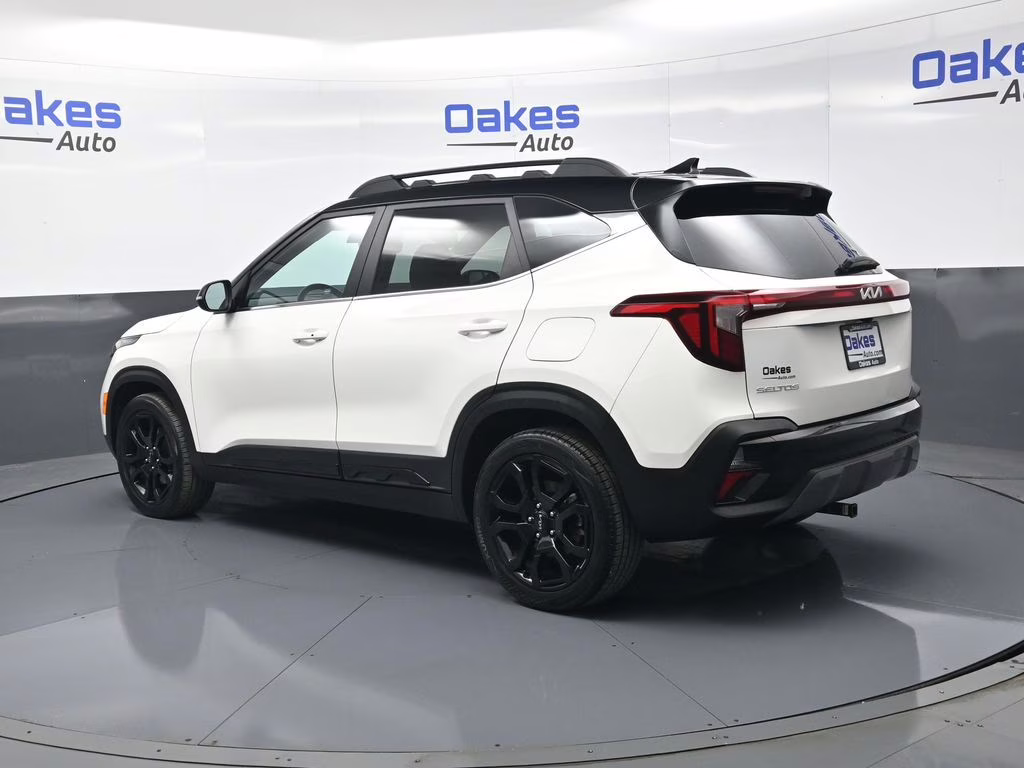 2024 Clear White/Black Roof Kia Seltos X-Line AWD SUV