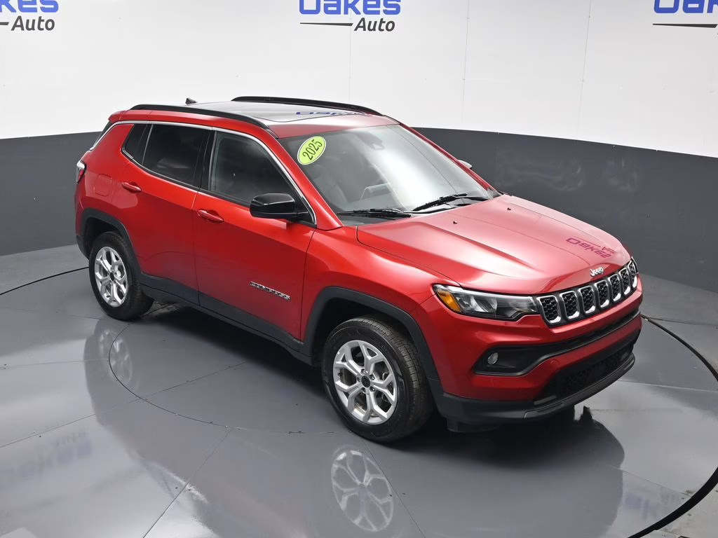 2025 Red Hot Pearlcoat Jeep Compass Latitude 4X4 SUV