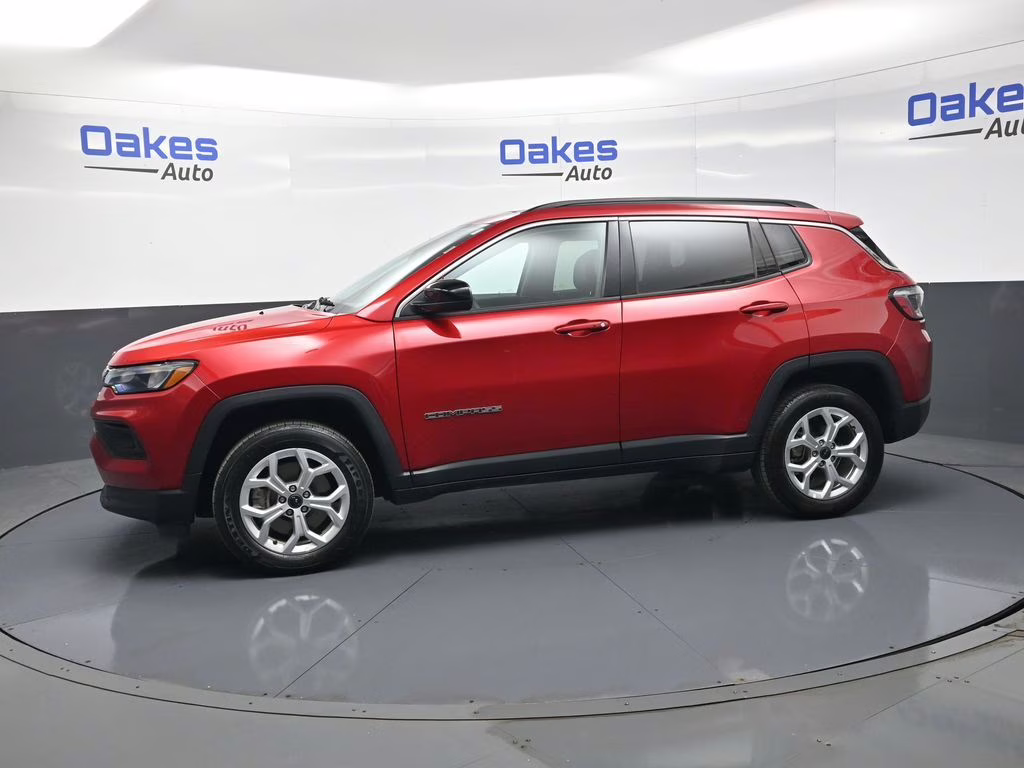 2025 Red Hot Pearlcoat Jeep Compass Latitude 4X4 SUV