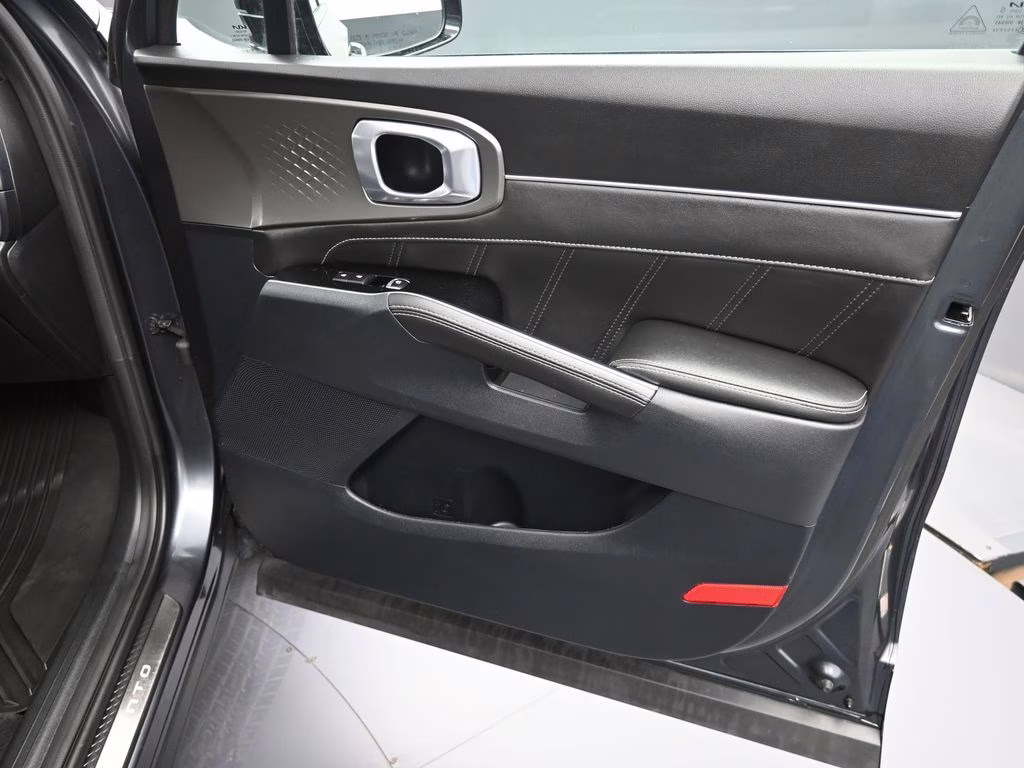 2023 Gravity Gray Kia Sorento SX FWD SUV