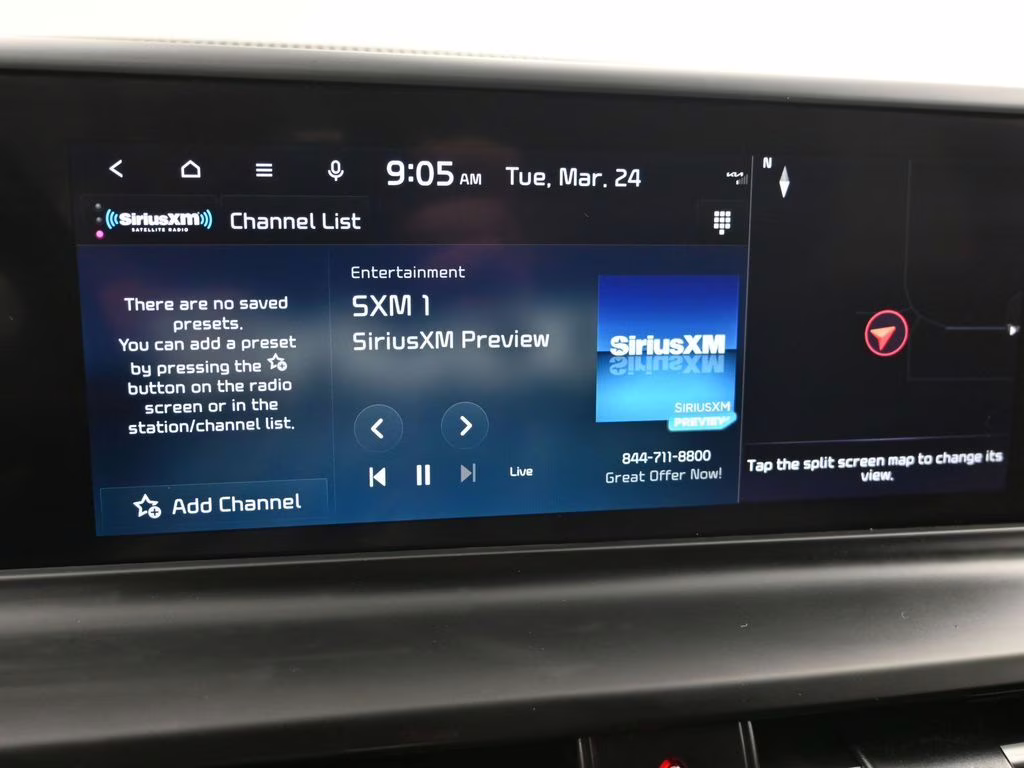 2024 Clear White/Black Roof Kia Seltos X-Line AWD SUV