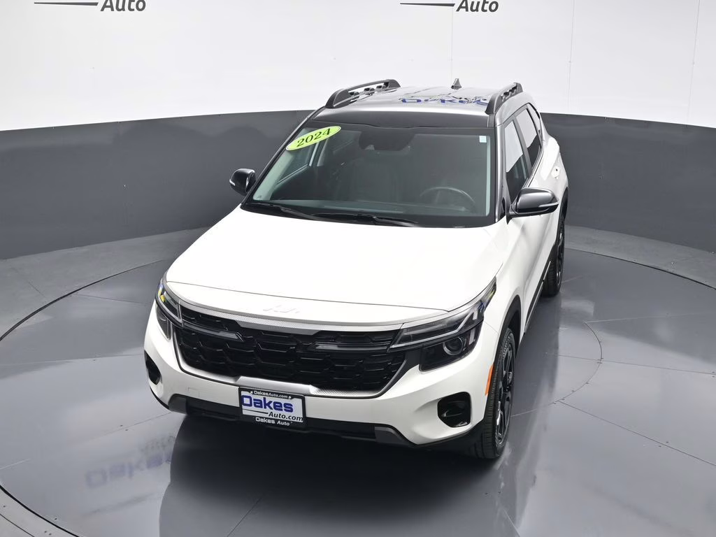 2024 Clear White/Black Roof Kia Seltos X-Line AWD SUV
