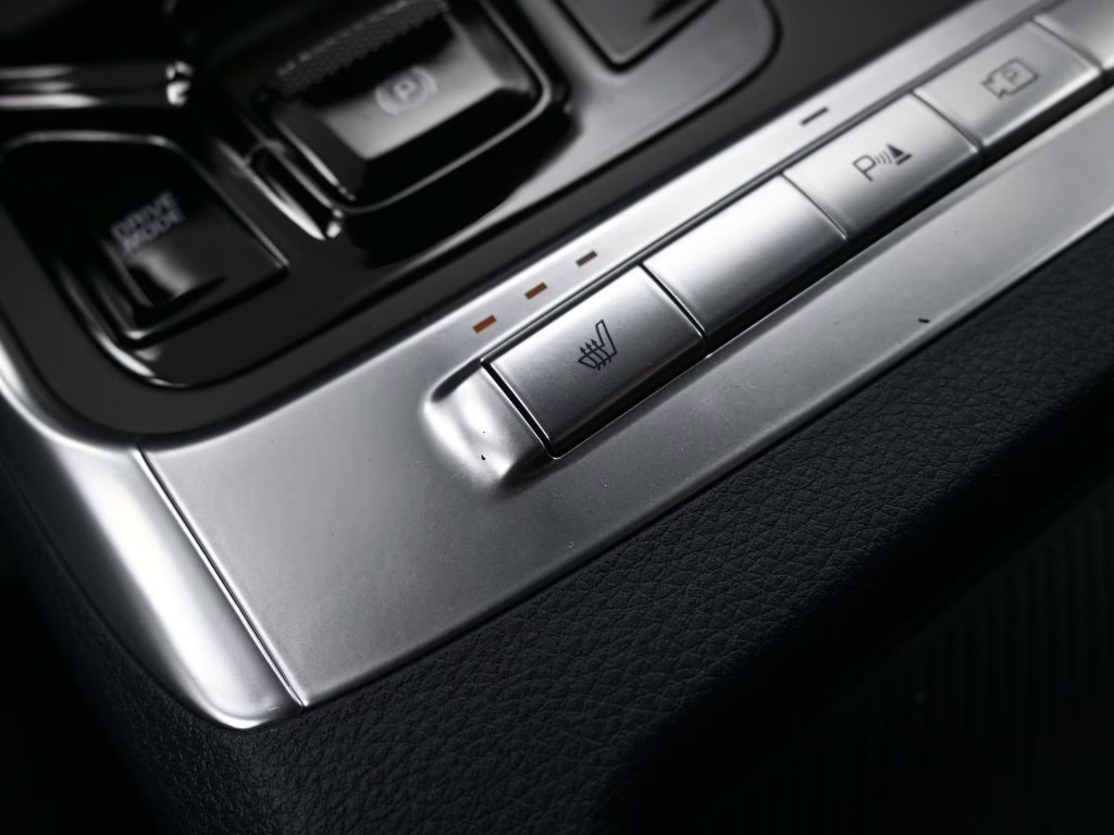 2026 Ceramic Silver Kia Carnival EX FWD Van