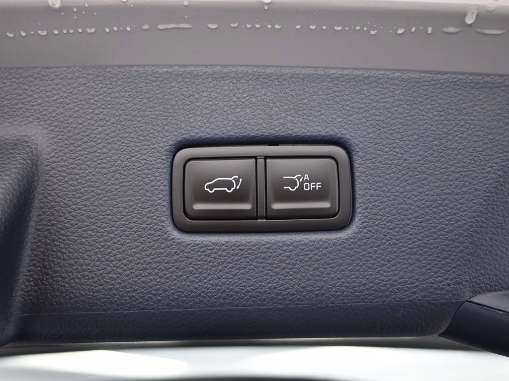 2026 Ceramic Silver Kia Carnival EX FWD Van