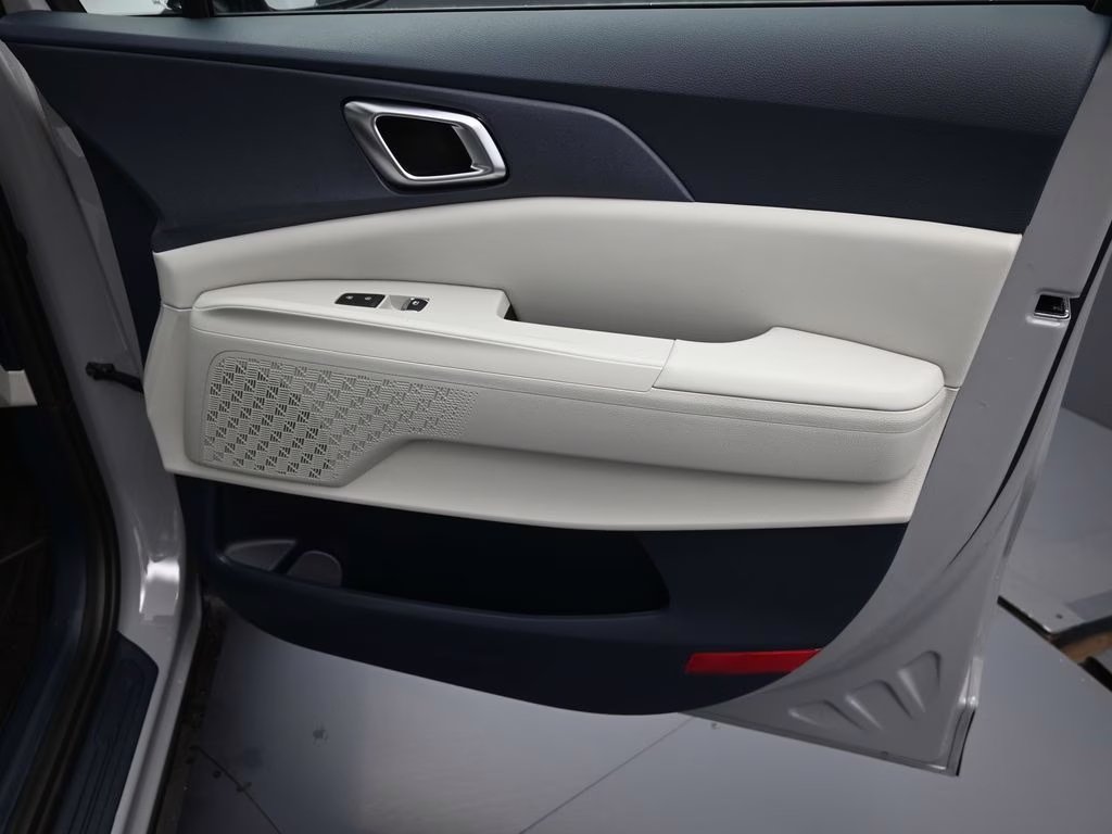 2026 Ceramic Silver Kia Carnival EX FWD Van