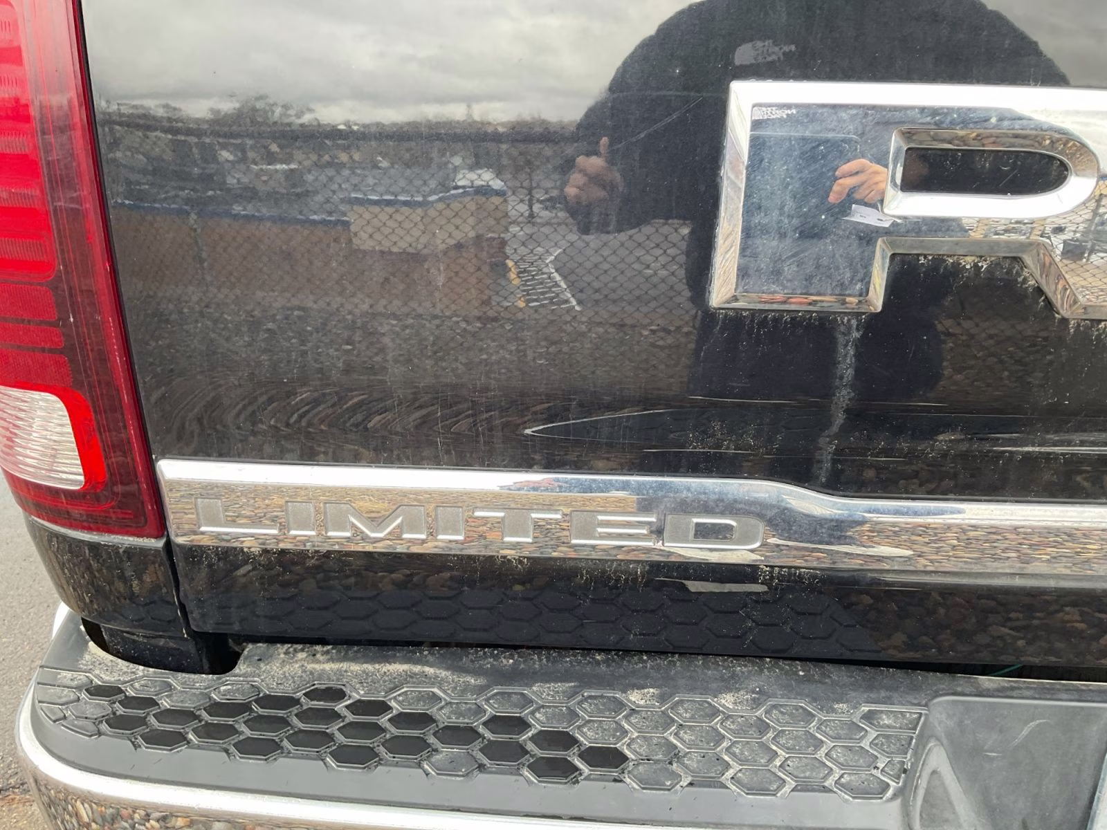 2016 Brilliant Black Crystal Pearlcoat Ram 2500 Laramie Longhorn 4X4 Truck