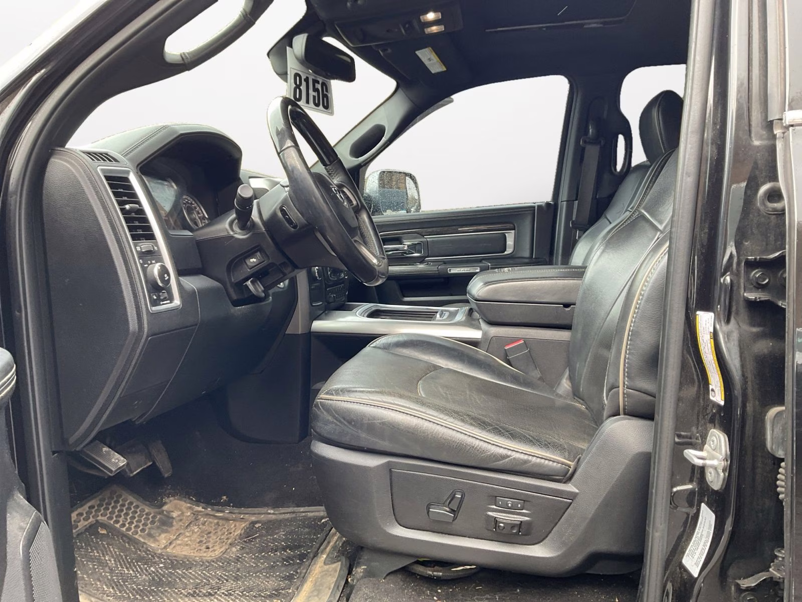 2016 Brilliant Black Crystal Pearlcoat Ram 2500 Laramie Longhorn 4X4 Truck