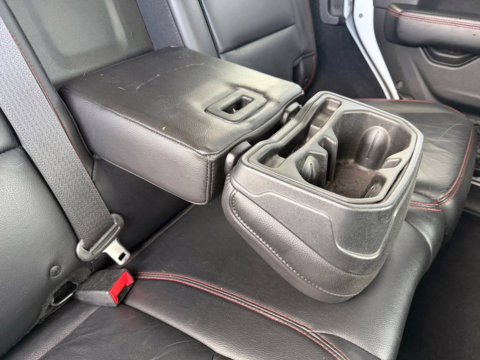 2018 Bright White Clearcoat Jeep Wrangler Unlimited Rubicon 4X4 SUV