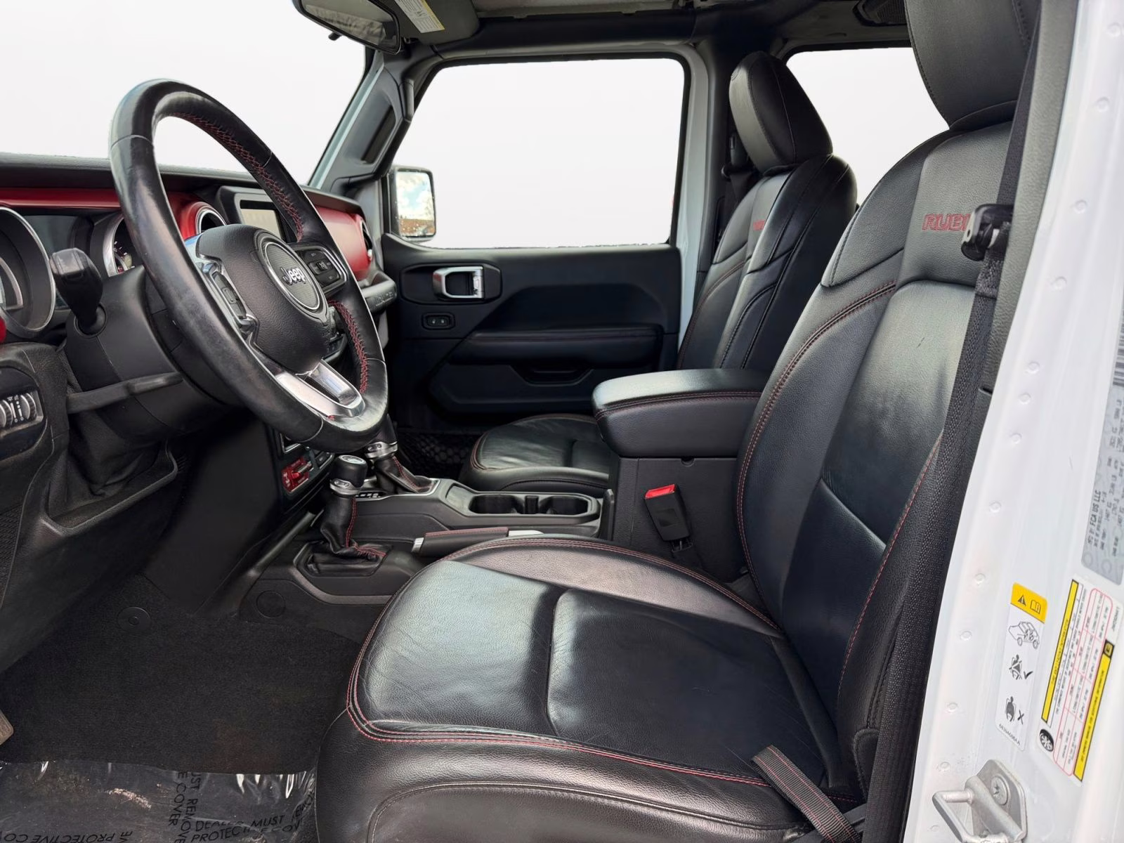 2018 Bright White Clearcoat Jeep Wrangler Unlimited Rubicon 4X4 SUV