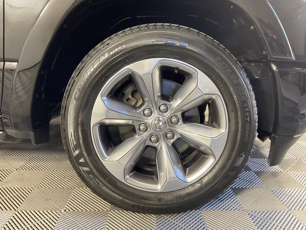 2021 Diamond Black Ram 1500 Limited 4X4 Truck