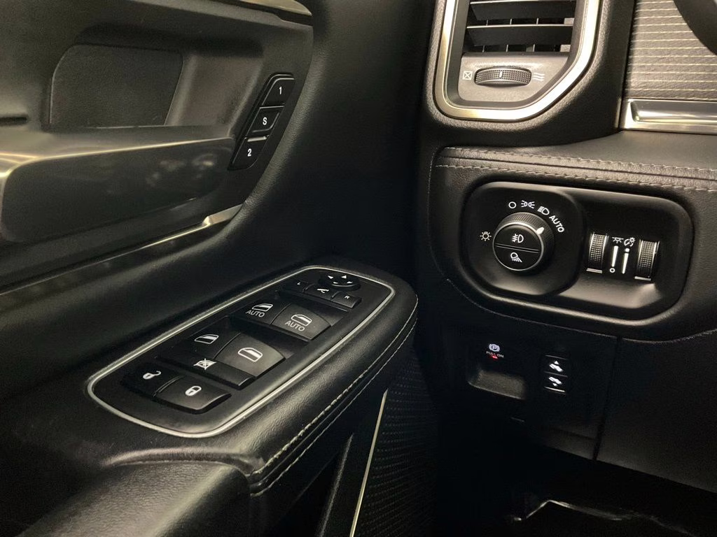 2021 Diamond Black Ram 1500 Limited 4X4 Truck